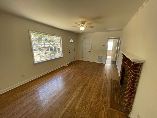 Building Photo - Updated 3/1 House in South Rome- $1,295