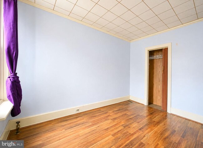 Building Photo - 2172 Brookwood St