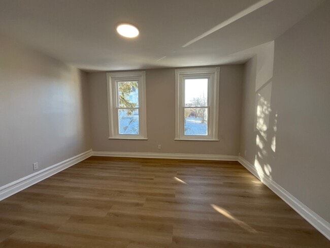 Building Photo - Completely renovated Allentown home offering the feel of brand-new construction