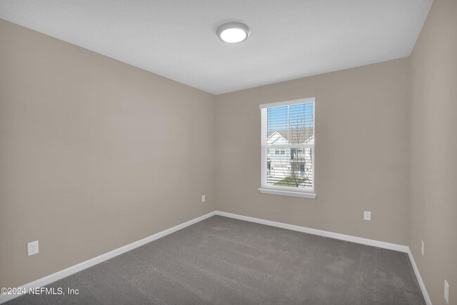 Building Photo - 12811 Josslyn Ln