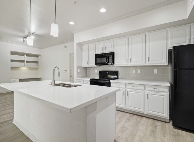 Building Photo - Apartment for Rent