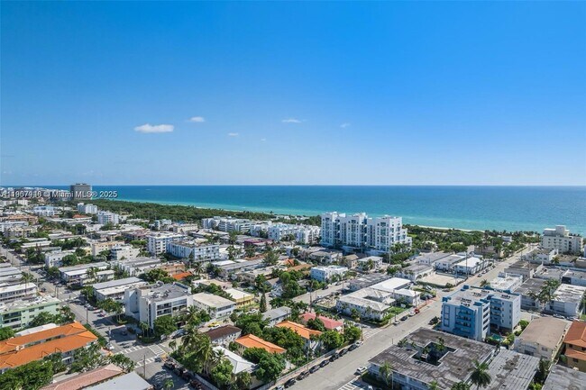 Building Photo - 421 75th St