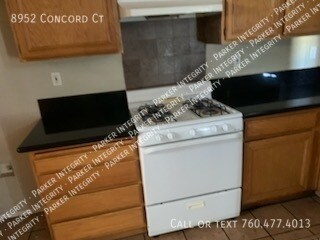 Building Photo - 8952 Concord Ct