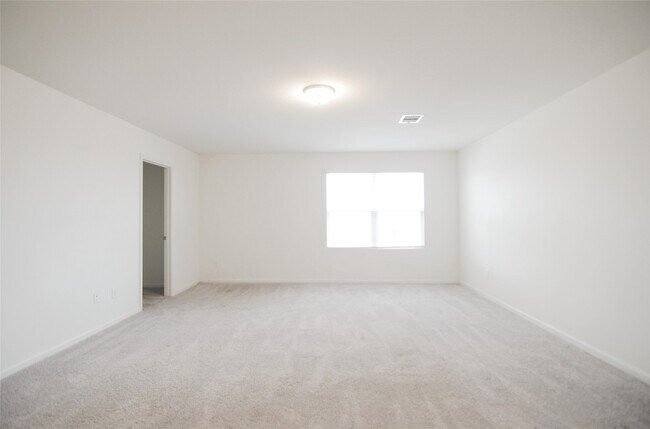 Building Photo - 1052 Water Oak Ln