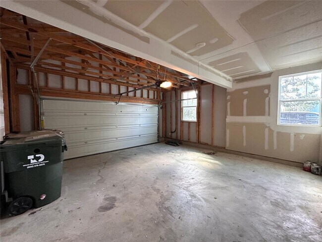 Building Photo - 500 Ferrule Dr