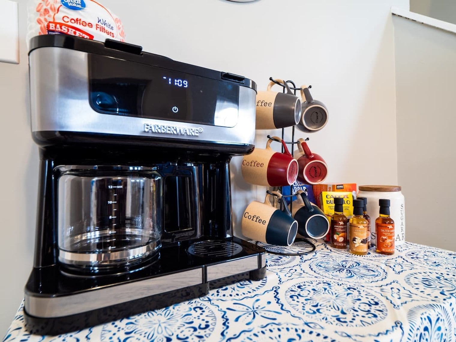 Building Photo - 1415 W 57th St