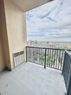 Building Photo - 1464 S Michigan Ave