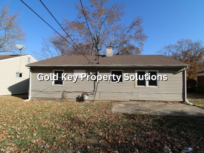 Building Photo - Spacious 3 BR 1 BA Ranch with Main-Level Laundry (SECTION 8 APPROVED)