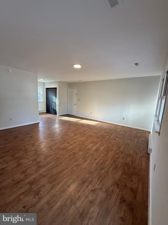 Building Photo - 4364 Albemarle Ct