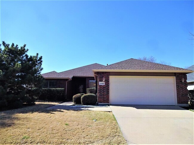 Building Photo - 9308 Orangewood Trail