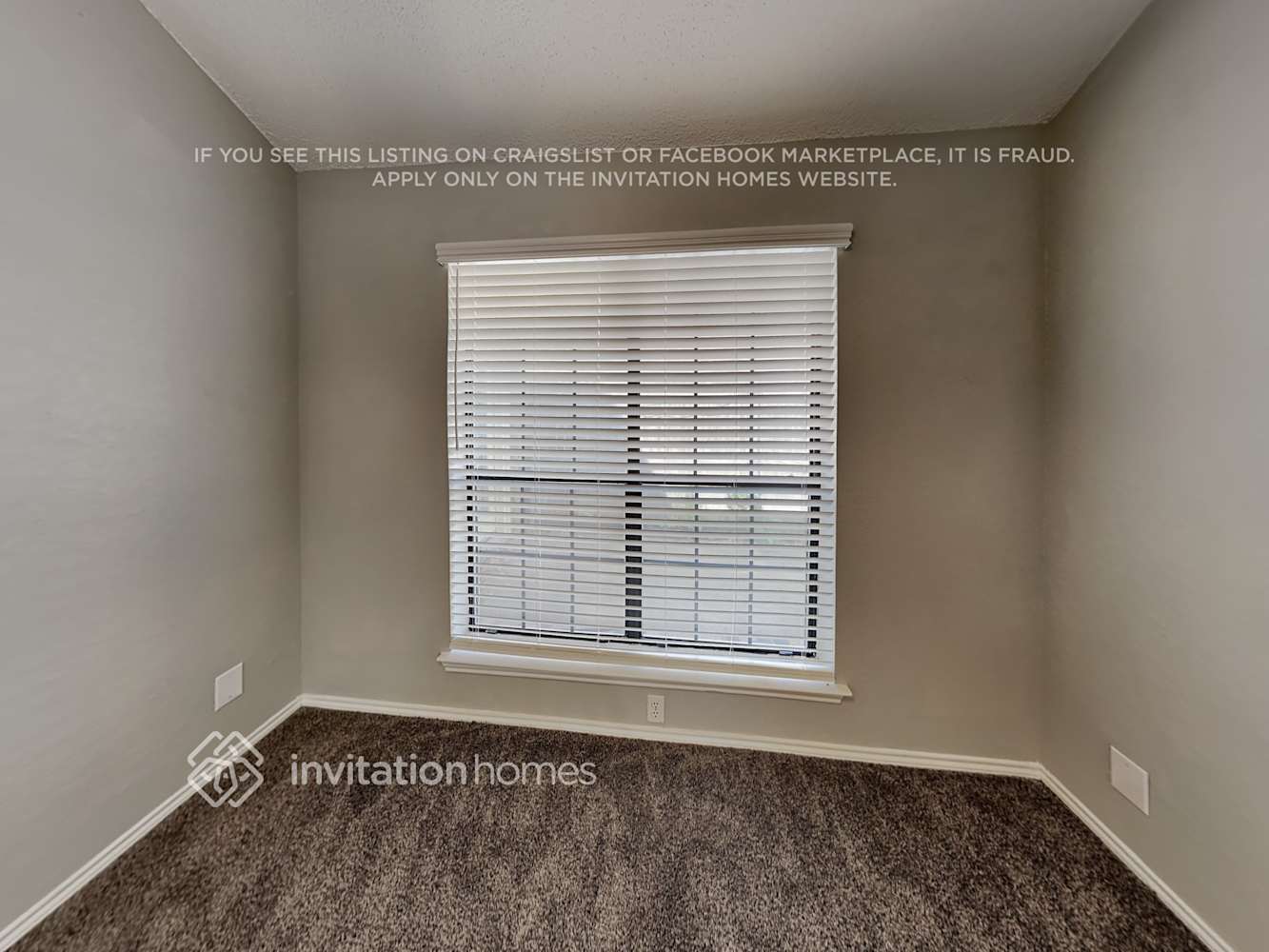 Building Photo - 10224 Holly Grove Dr