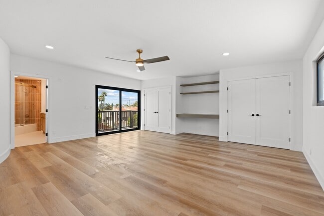 Building Photo - 6803 El Fuerte St