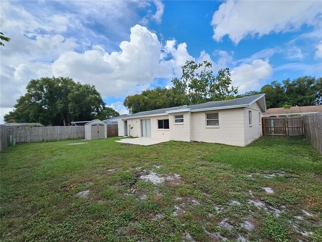 Building Photo - 4332 Newbury Dr