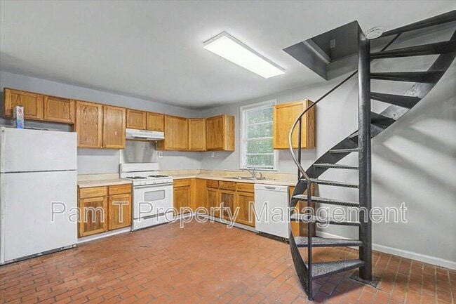 Building Photo - 2619 Livingston Ave