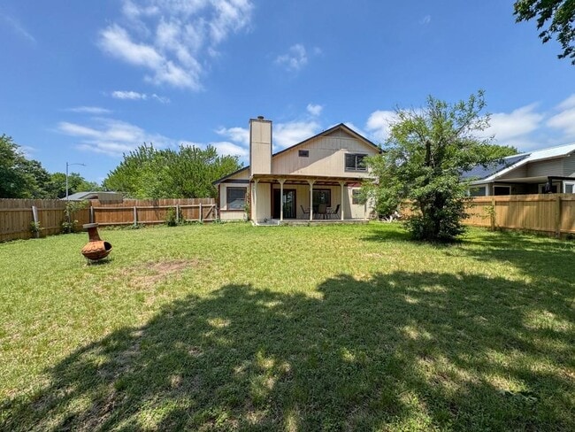 Building Photo - 11701 Hidden Quail Dr