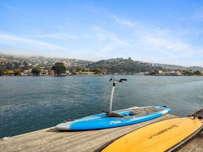 Building Photo - 216 San Rafael Ave