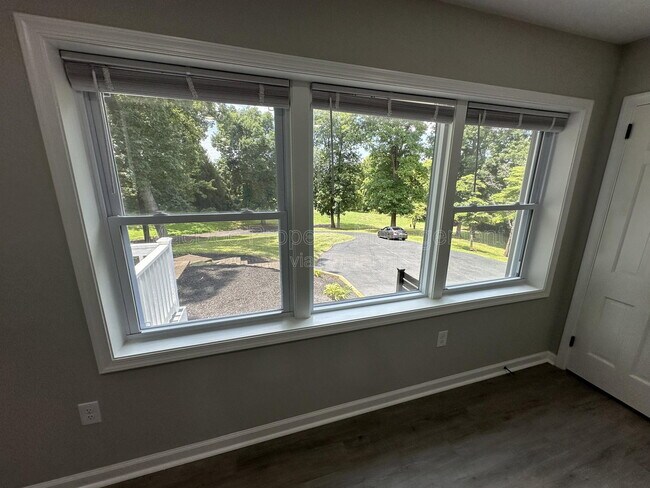 Building Photo - 12317 Metlock Rd