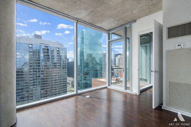 Building Photo - 600 N Fairbanks Ct