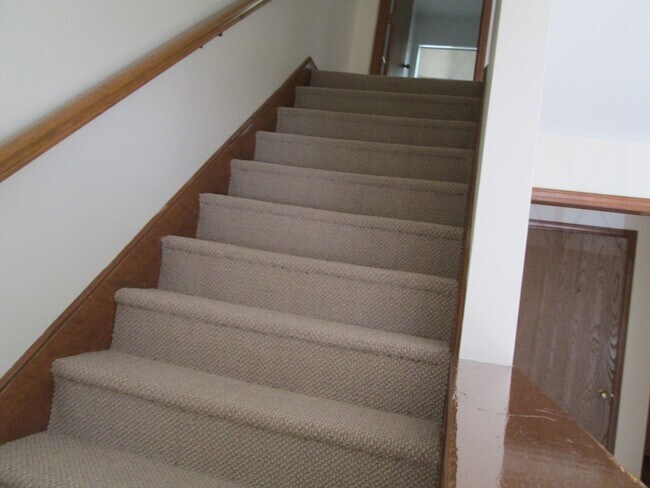 Building Photo - 112 Clark St