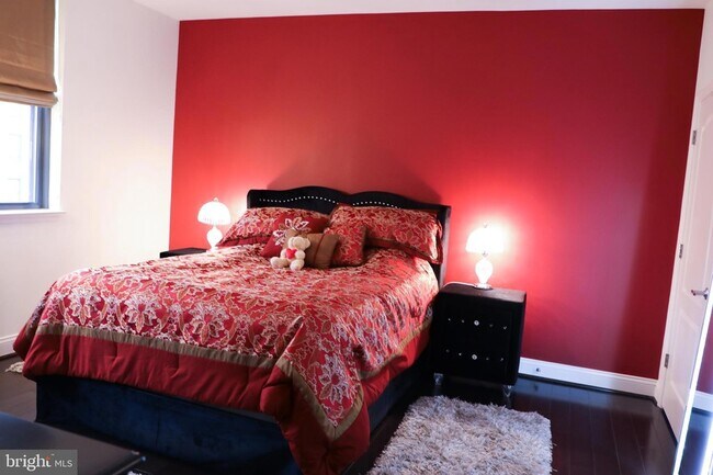 Building Photo - 1111 Oronoco St