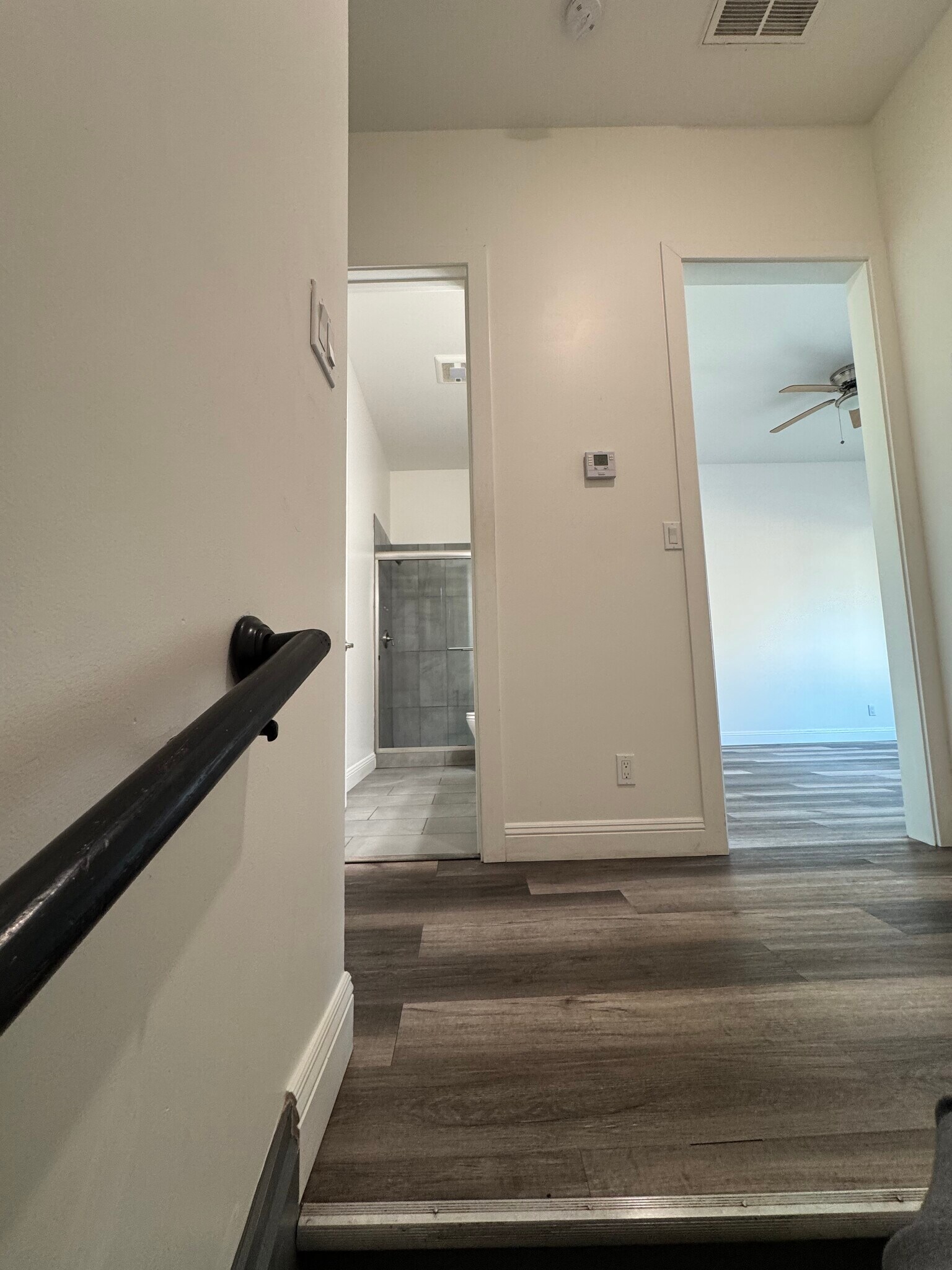 Building Photo - 1537 9th St