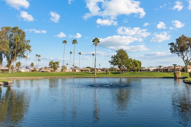 Building Photo - Updated Mesa Home w/ Community Pool/Spa & ...