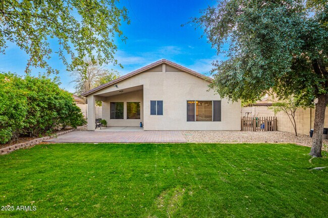 Building Photo - 17530 W Wind Drift Ct