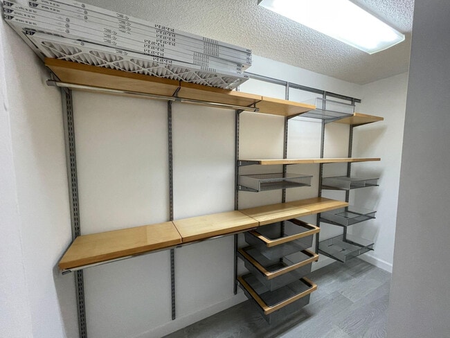 Building Photo - 13700 SW 11th St