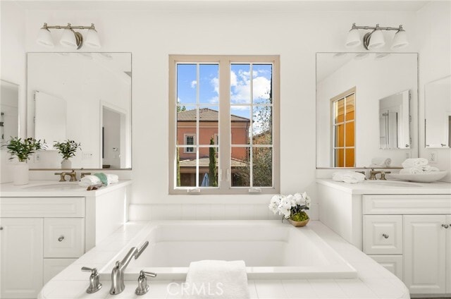 Building Photo - 75 Lupari