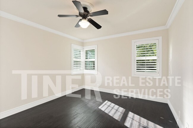 Building Photo - 4516 Sierra View Way