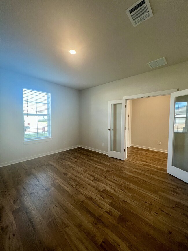 Building Photo - 14426 Daphne Bnd