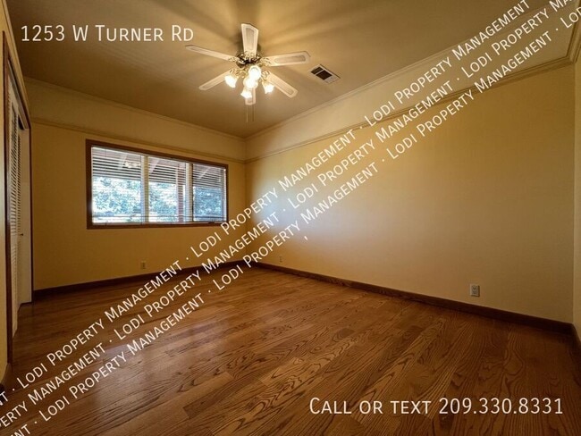 Building Photo - 1253 W Turner Rd