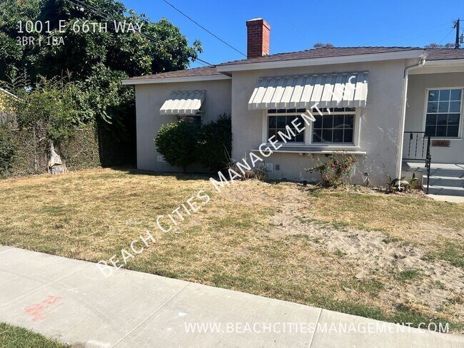 Building Photo - 1001 E 66th Way