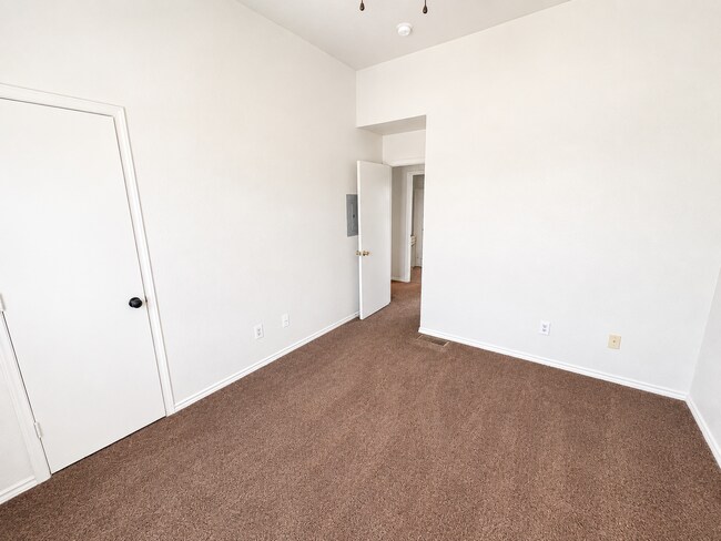 Building Photo - 1206 Industrial Blvd
