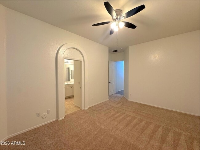 Building Photo - 3013 W Glenhaven Dr