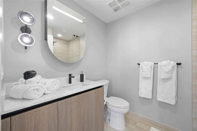 Building Photo - 7144 Byron Ave