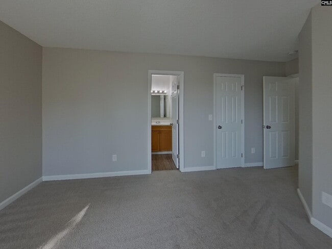 Building Photo - 18 Glen Knoll Ct