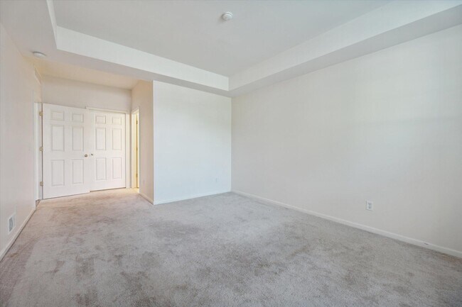Building Photo - 1872 Cedar Valley Dr