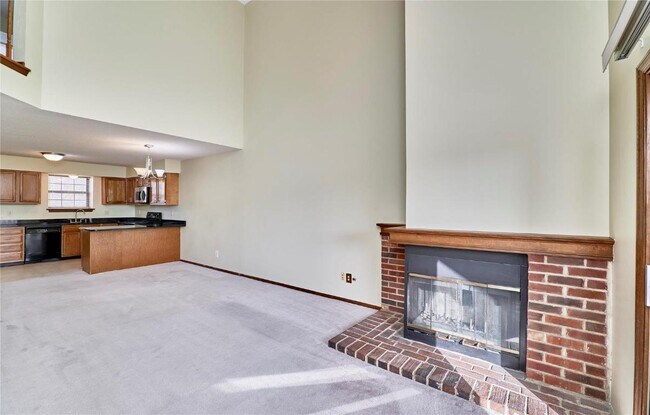 Building Photo - 2304 Yellowstone Park Ct