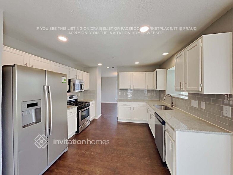 Building Photo - 2841 Garden Grove Rd