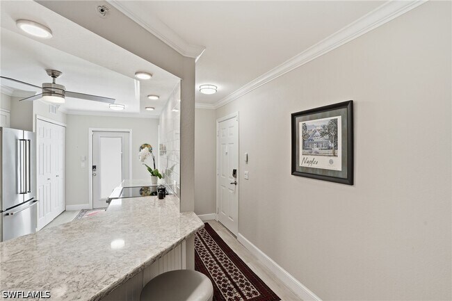 Building Photo - 4945 Cougar Ct S
