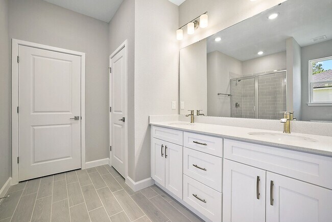 Building Photo - Modern New Construction Home Near Coral Oa...