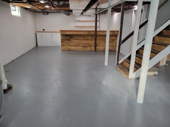 Building Photo - 3711 Hunter Ave