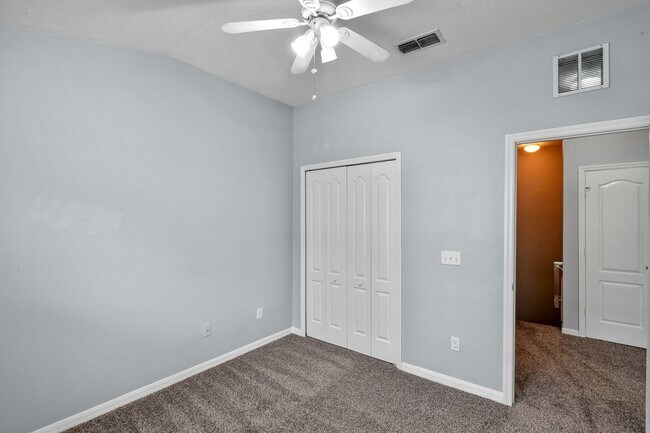 Building Photo - Amazing 3/2.5/2 Townhome in Lake Nona's Ea...