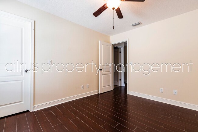 Building Photo - 1407 E Muriel St