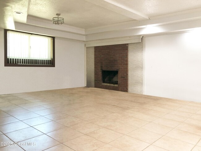 Building Photo - 2441 Avenue A