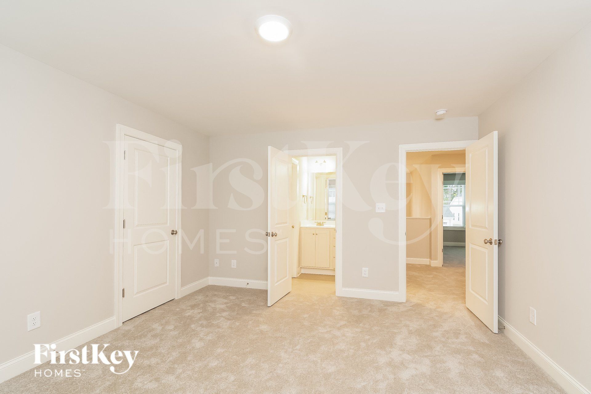 Building Photo - 116 Unique Pl