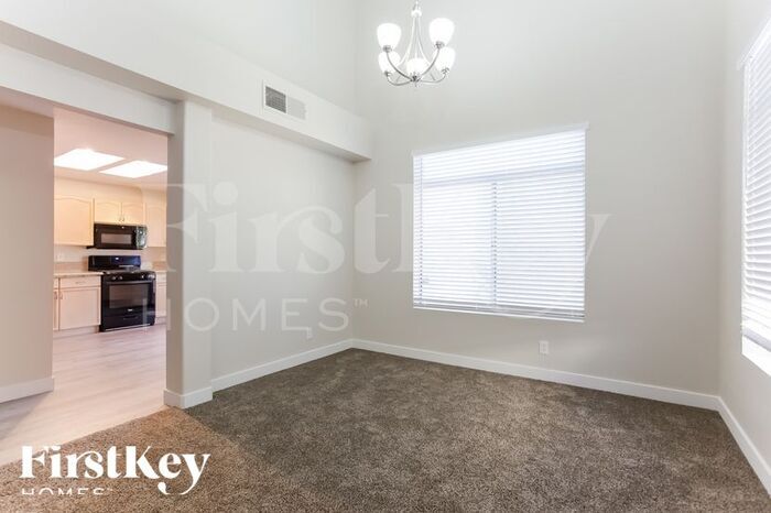 Building Photo - 1865 Casa Verde Dr