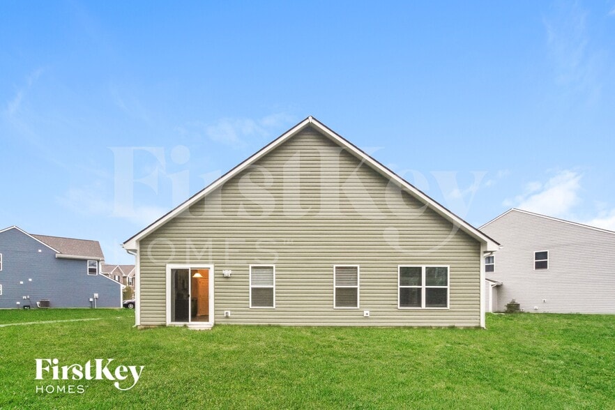 Building Photo - 12128 Fall Ct