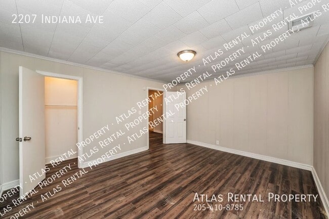 Building Photo - 2207 Indiana Ave